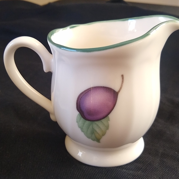 Epoch Market Day Service Set - Picture 4 of 10